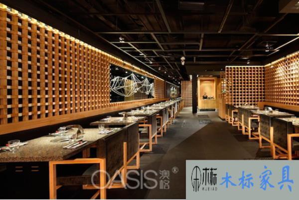 西餐廳設計該如何搭配西餐廳桌椅 