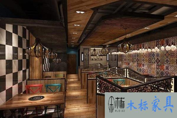 實木餐桌椅定制如何選擇材料？如何辨別品質(zhì)？ 