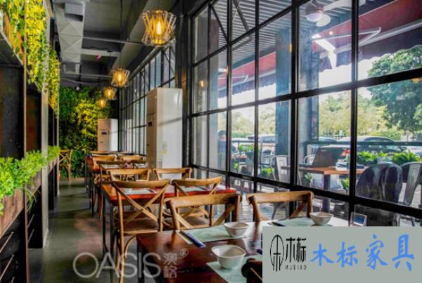 西餐廳桌椅擺放需要考慮因素有哪些？ 